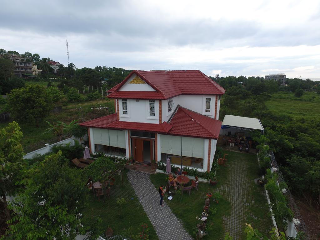 Swiss Villa Sihanoukville Rum bild