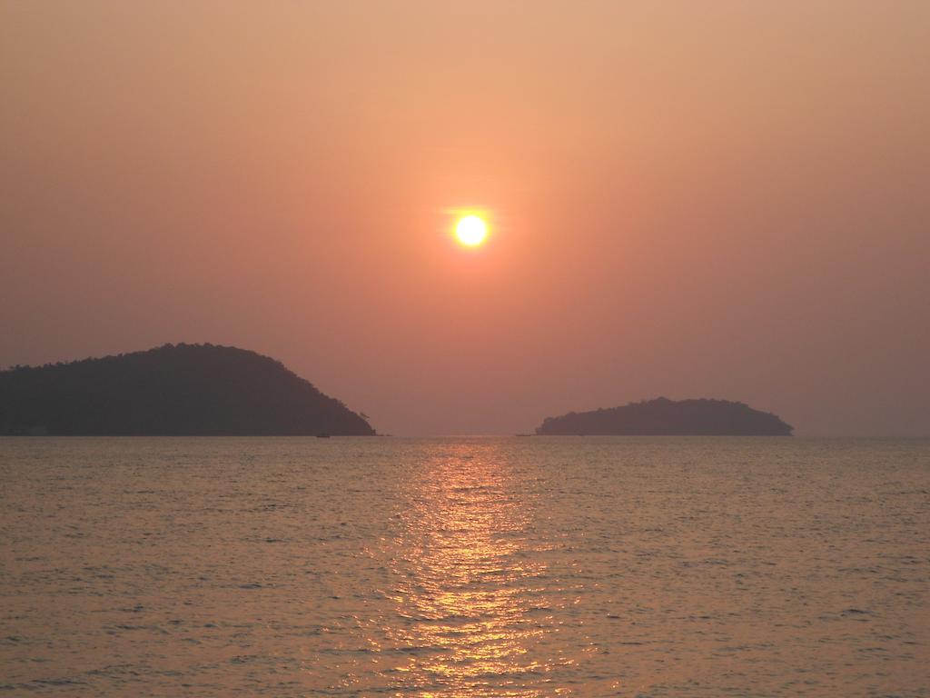 Swiss Villa Sihanoukville Exteriör bild